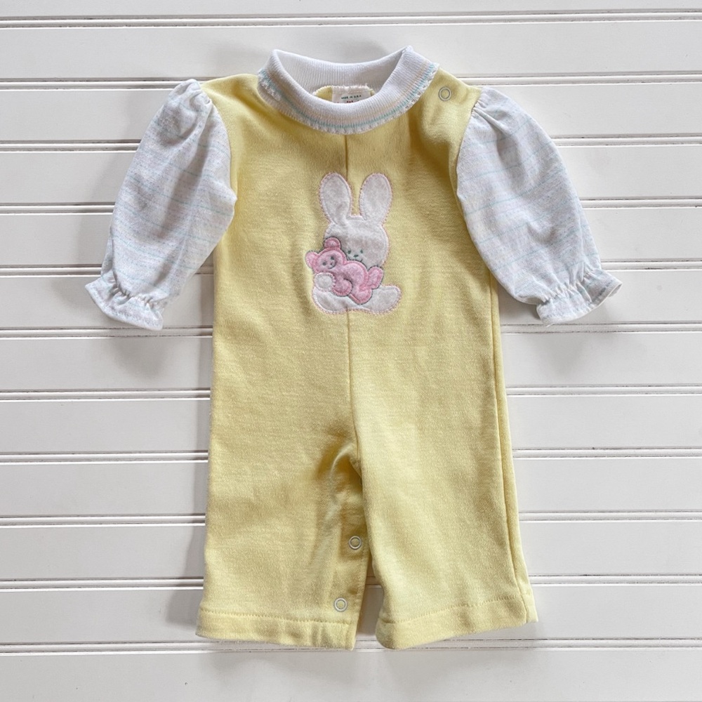 VINTAGE 🇺🇸 HEALTHTEX VGUC Pastel Butter Yellow Bunny Appliqué Spring Romper